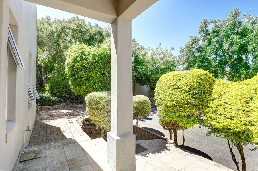 3 Bedroom Property for Sale in Van Riebeeckshof Western Cape